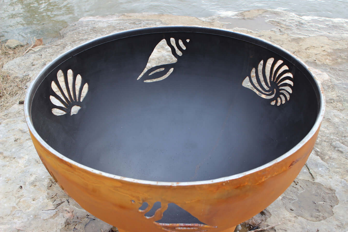 Beachcomber Fire Pit - top view