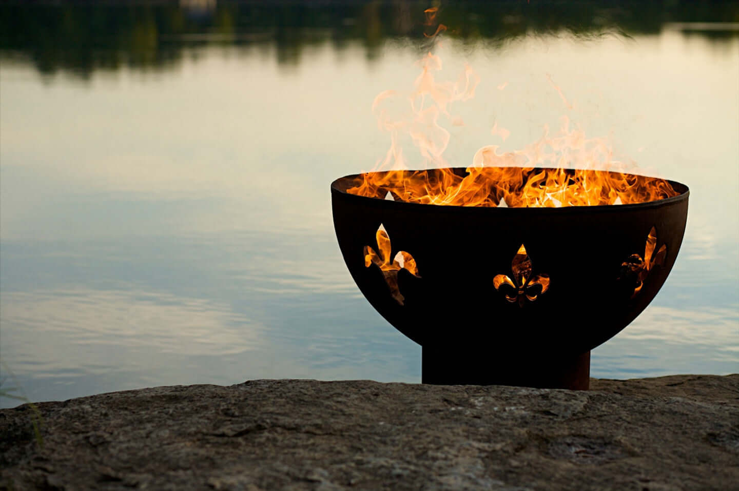 Fleur de Lis Fire Pit - side view