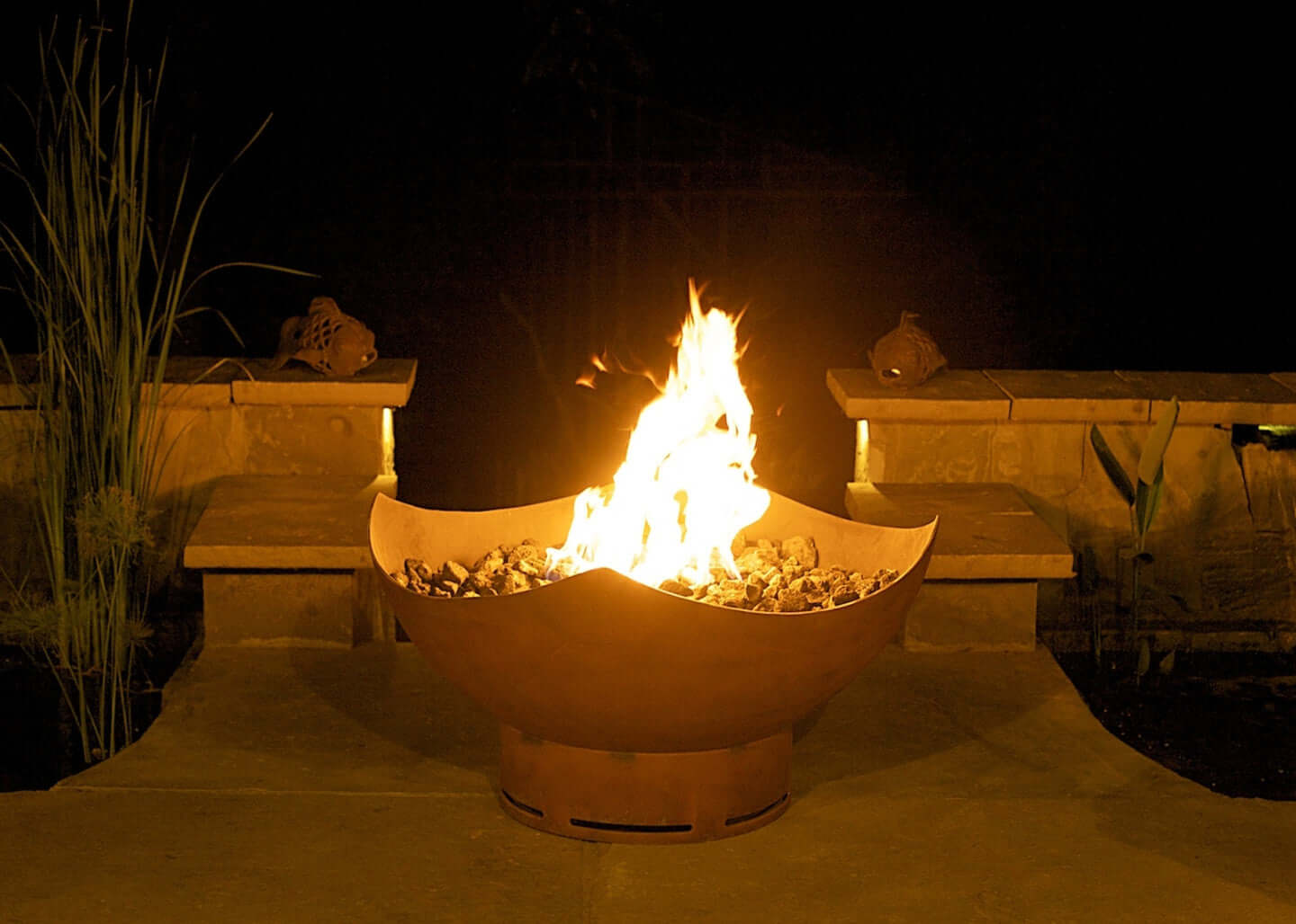 Manta Ray Fire Pit - side view