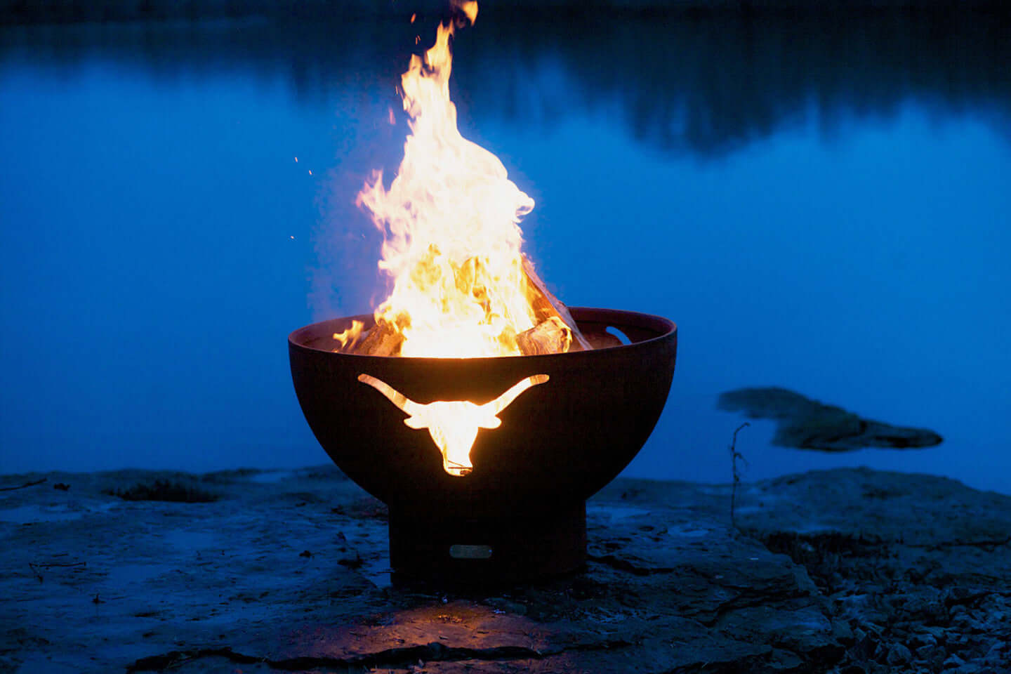 Longhorn Fire Pit - side view